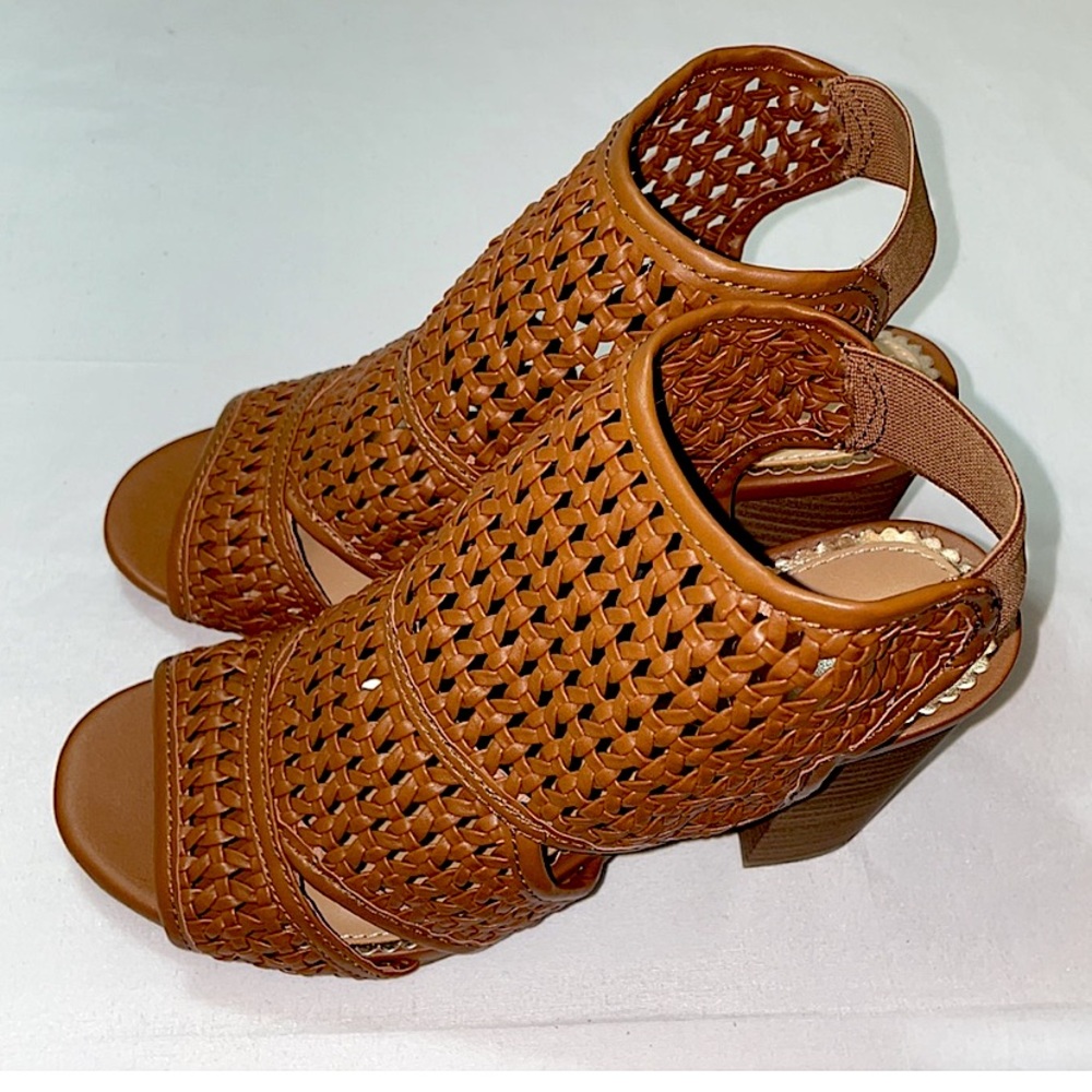 Lc Lauren Conrad Comfortable Cognac Sandal Heel